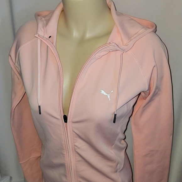 Puma Dri-Fit Athletic Wear - Picture 1 of 11